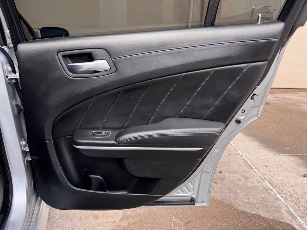 Used 2022 Dodge Charger R/T w/ Plus Group RWD image 20