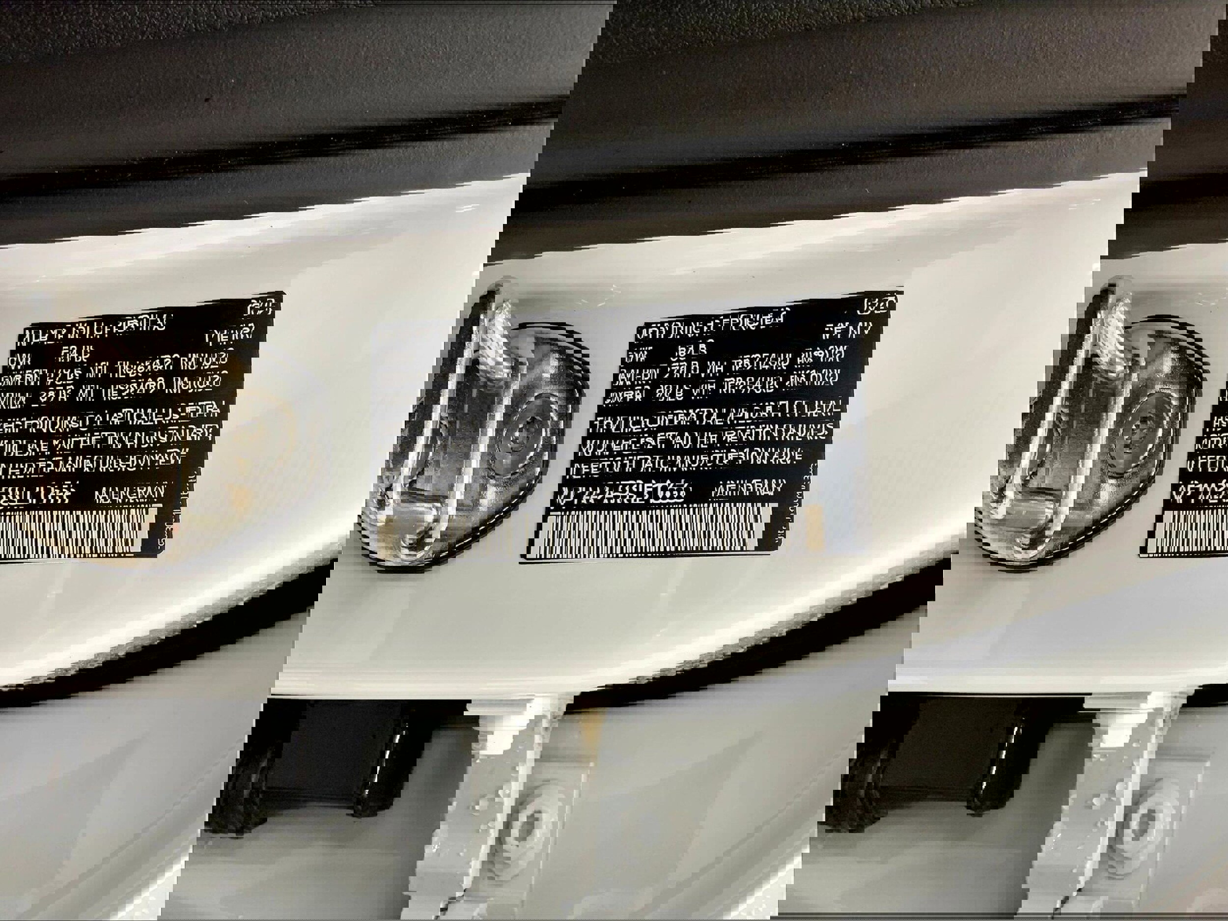 New 2025 Porsche Macan image 17