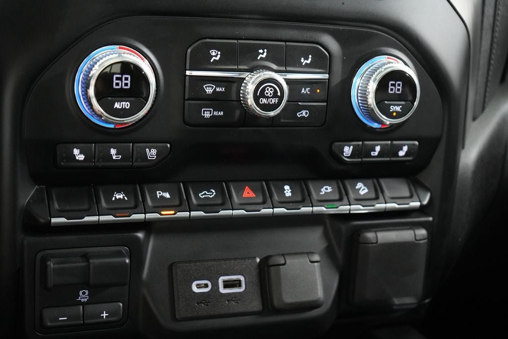 Used 2021 GMC Sierra 1500 Denali w/ Driver Alert Package II AWD/4WD image 26