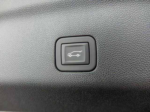 New 2026 Chevrolet Suburban Premier image 10