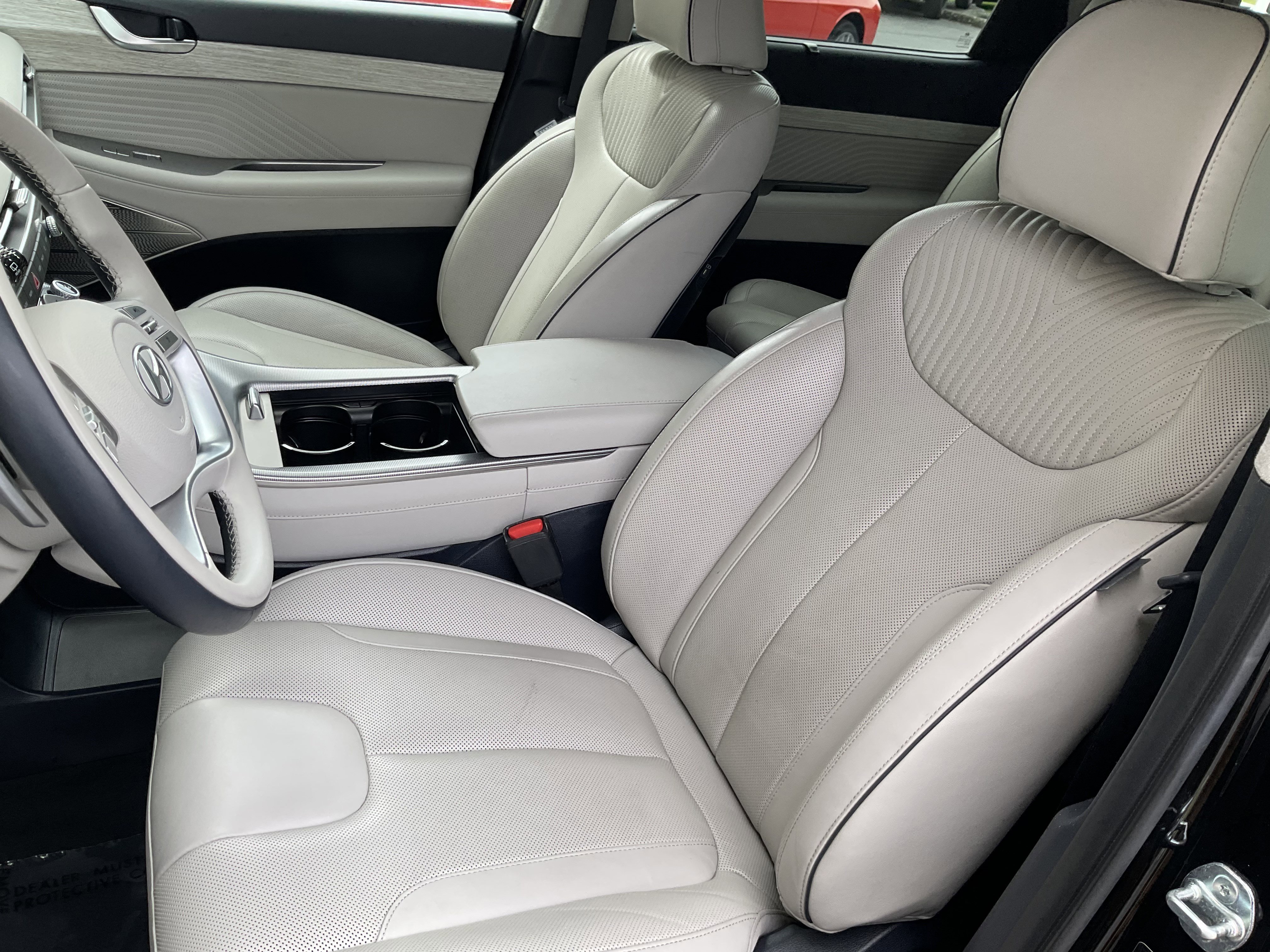Used 2024 Hyundai Palisade Calligraphy image 35