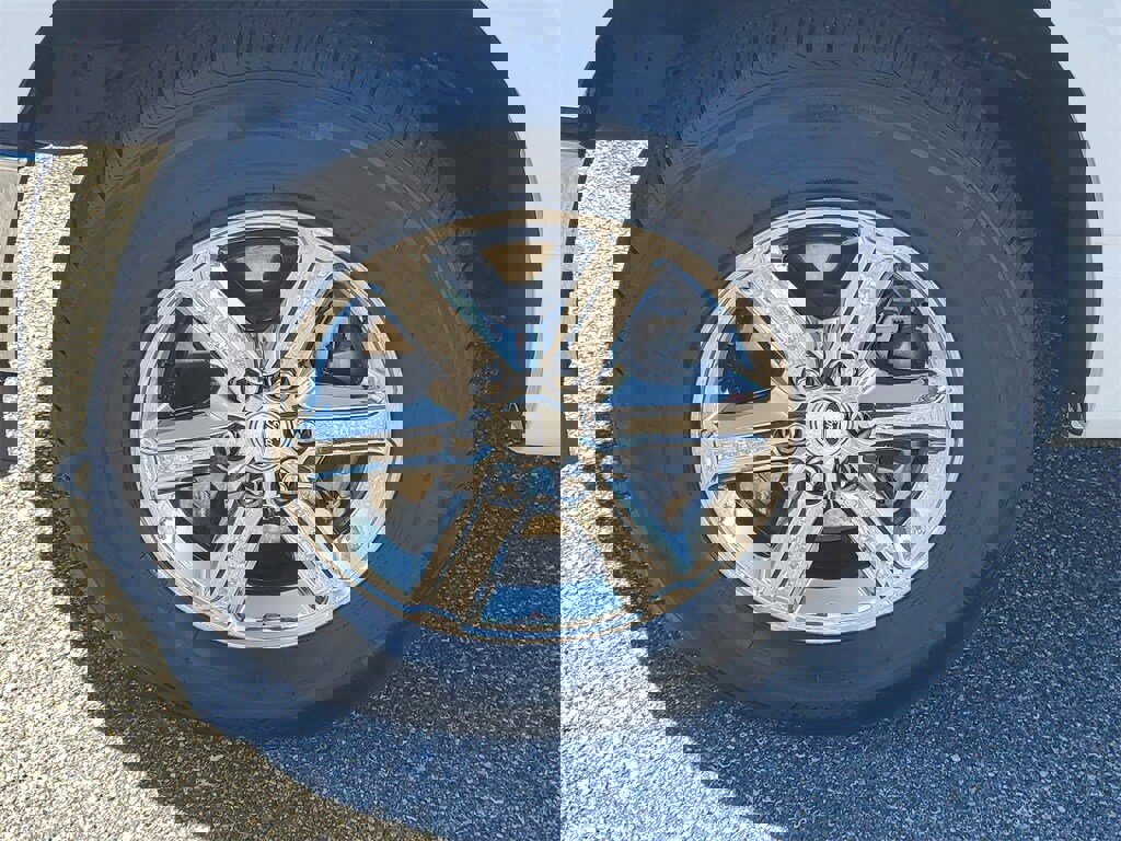 Used 2024 Ford F150 XLT w/ Equipment Group 302A MID image 31