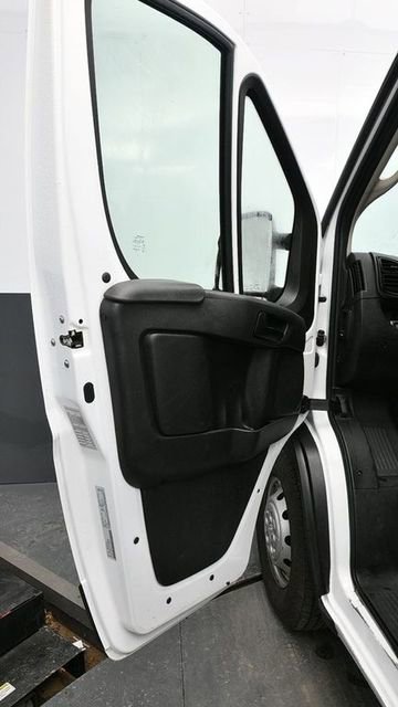 Used 2023 RAM ProMaster 2500 image 12