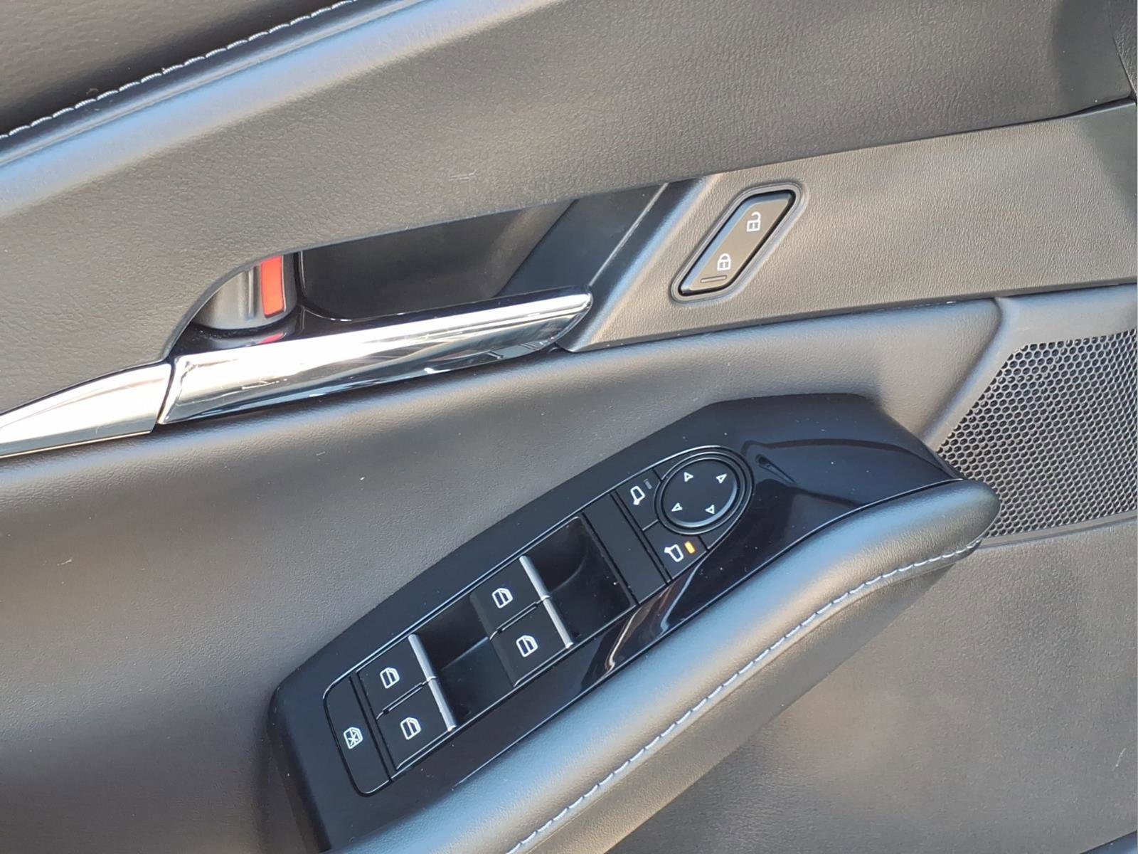 Certified 2023 MAZDA CX-30 AWD 2.5 S w/ Preferred Package image 5