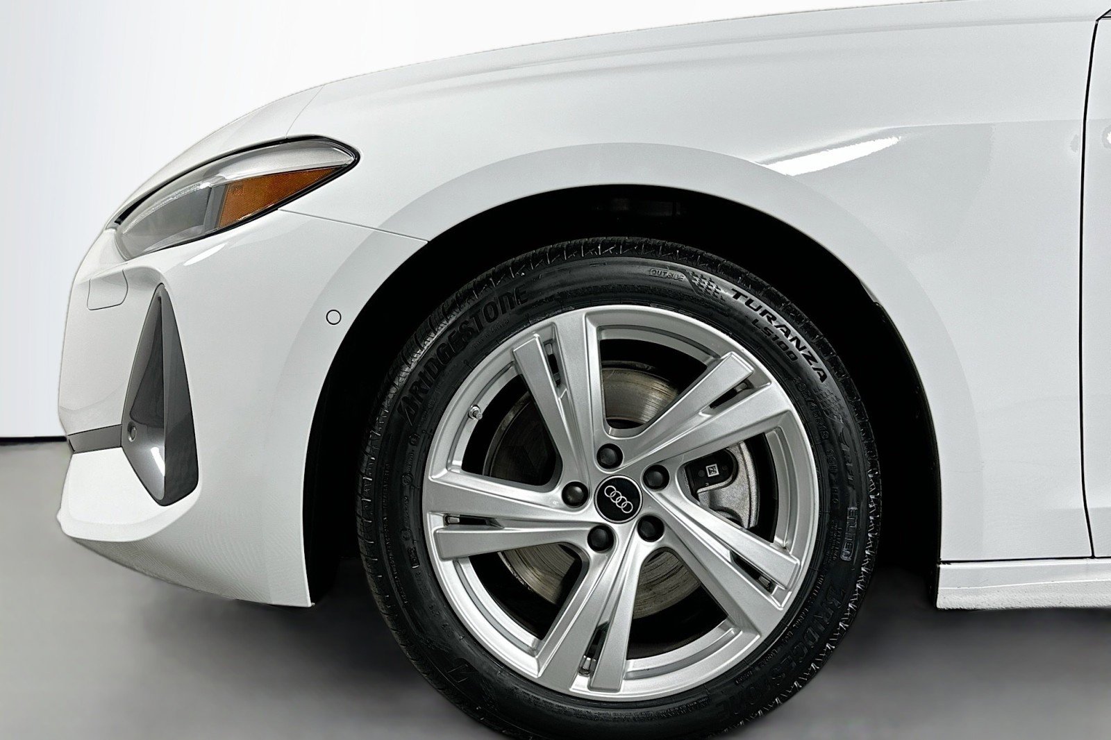 Used 2025 Audi A5 2.0T Premium w/ Convenience Package image 12