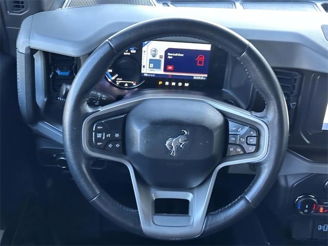 Used 2022 Ford Bronco Black Diamond image 11