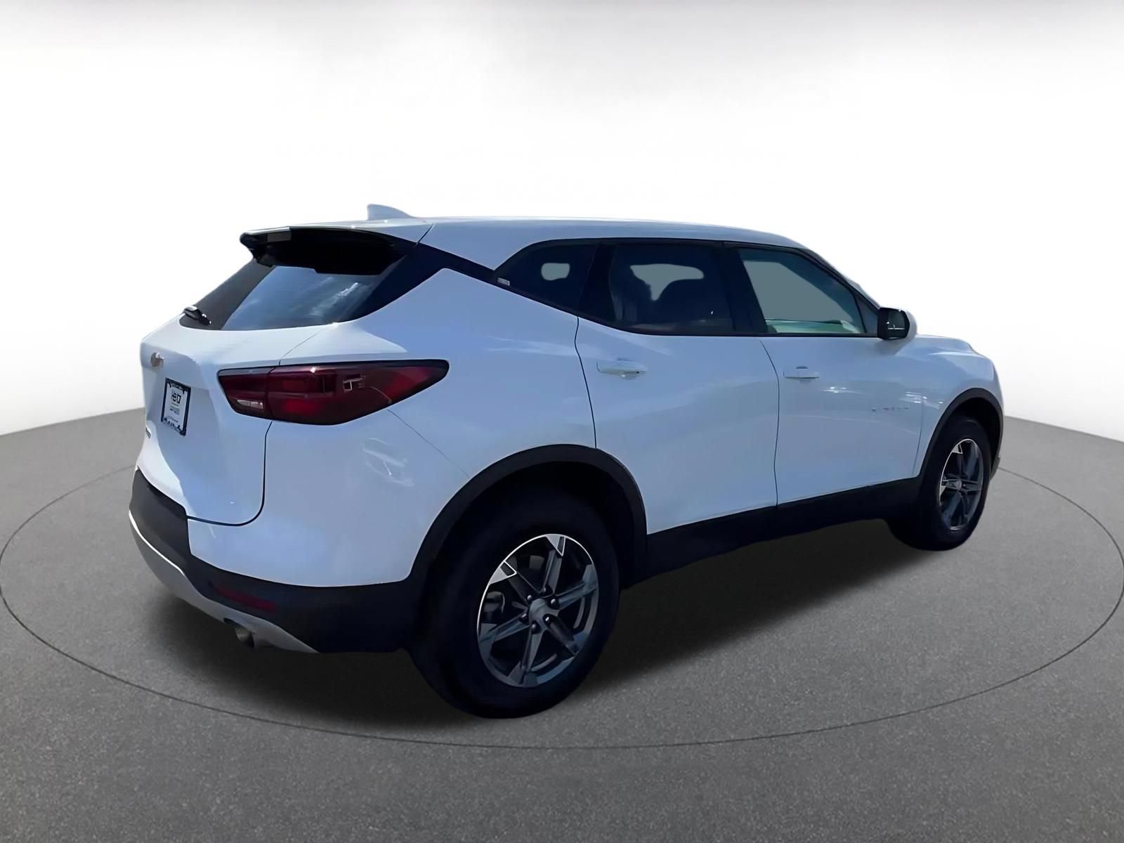 Used 2026 Chevrolet Blazer LT FWD image 14