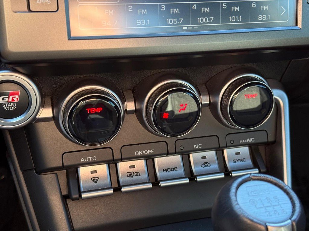 Certified 2022 Toyota GR86 Premium w/ ALL Weather Mat Package (TMS) image 22