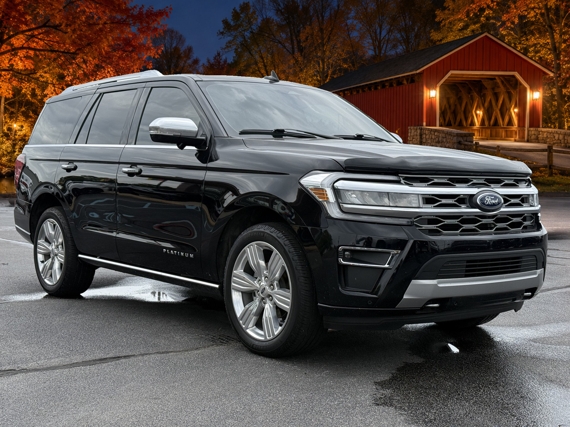 Used 2023 Ford Expedition Platinum AWD/4WD image 2