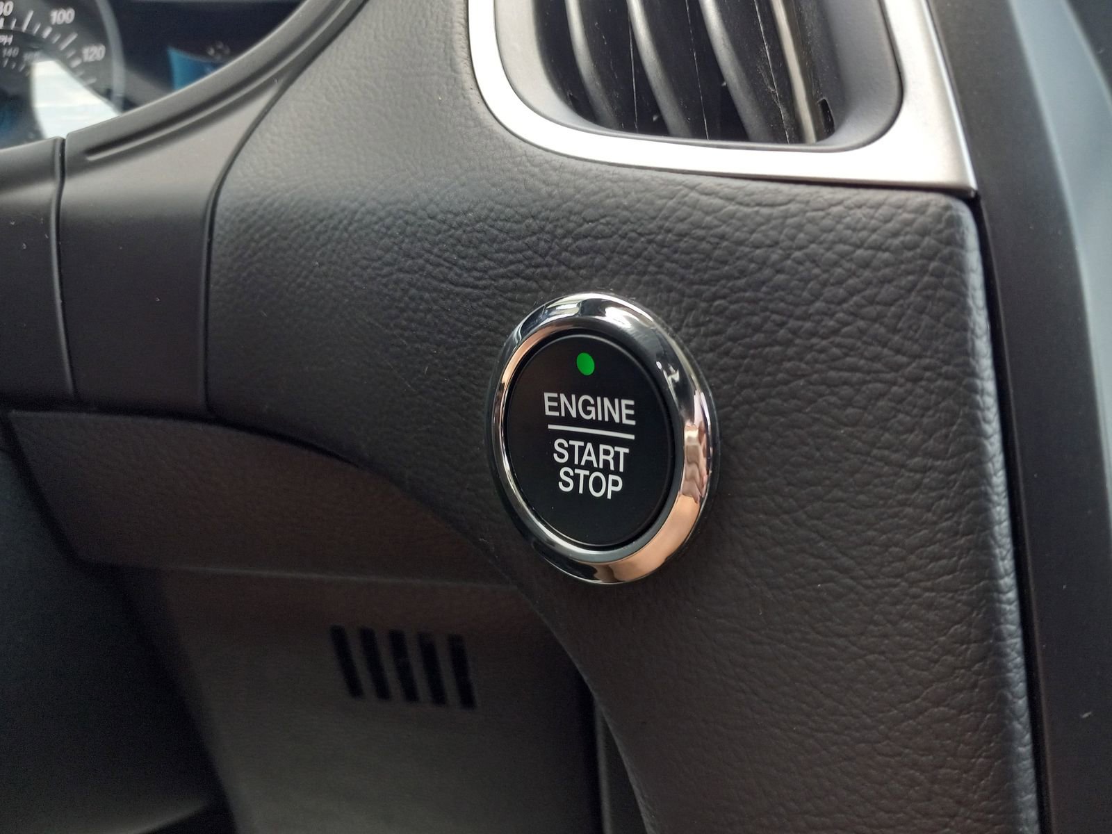 Used 2024 Ford Edge SEL AWD/4WD image 22