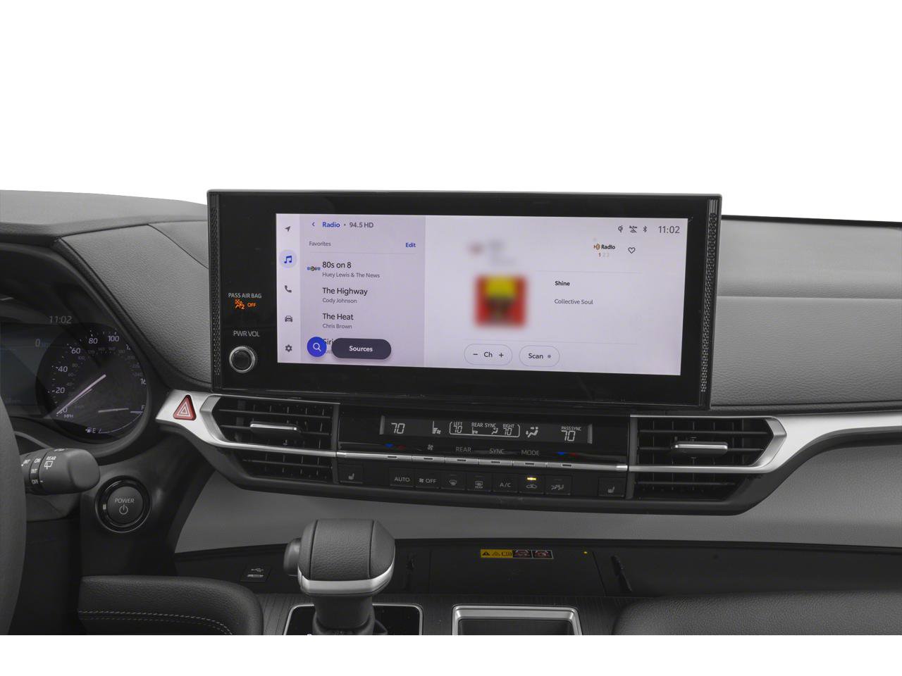 New 2026 Toyota Sienna XLE image 7