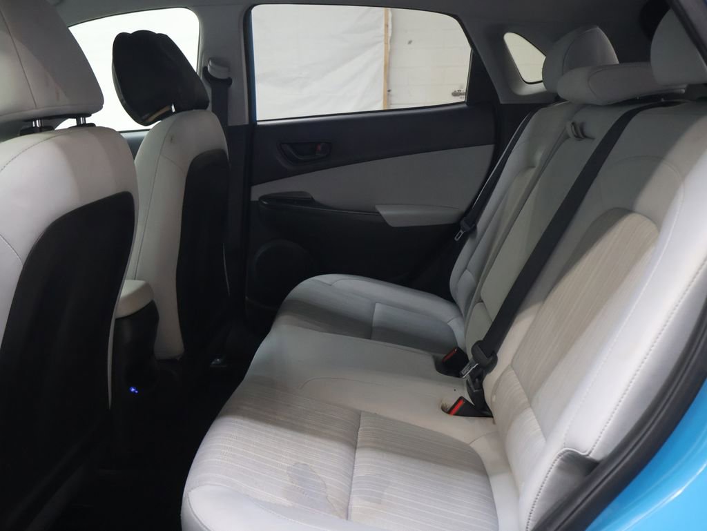 Used 2023 Hyundai Kona SEL image 15