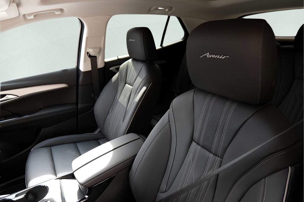 New 2026 Buick Envision Avenir image 10