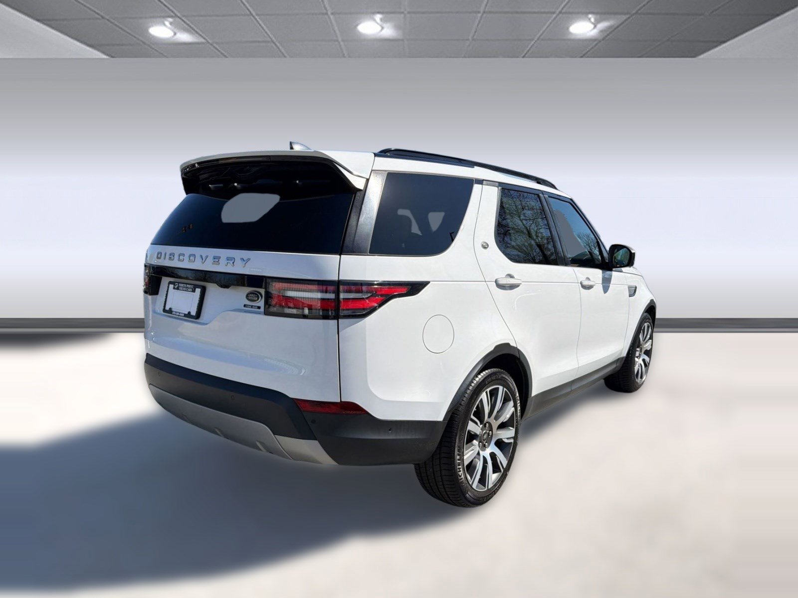 Used 2018 Land Rover Discovery HSE Luxury image 9