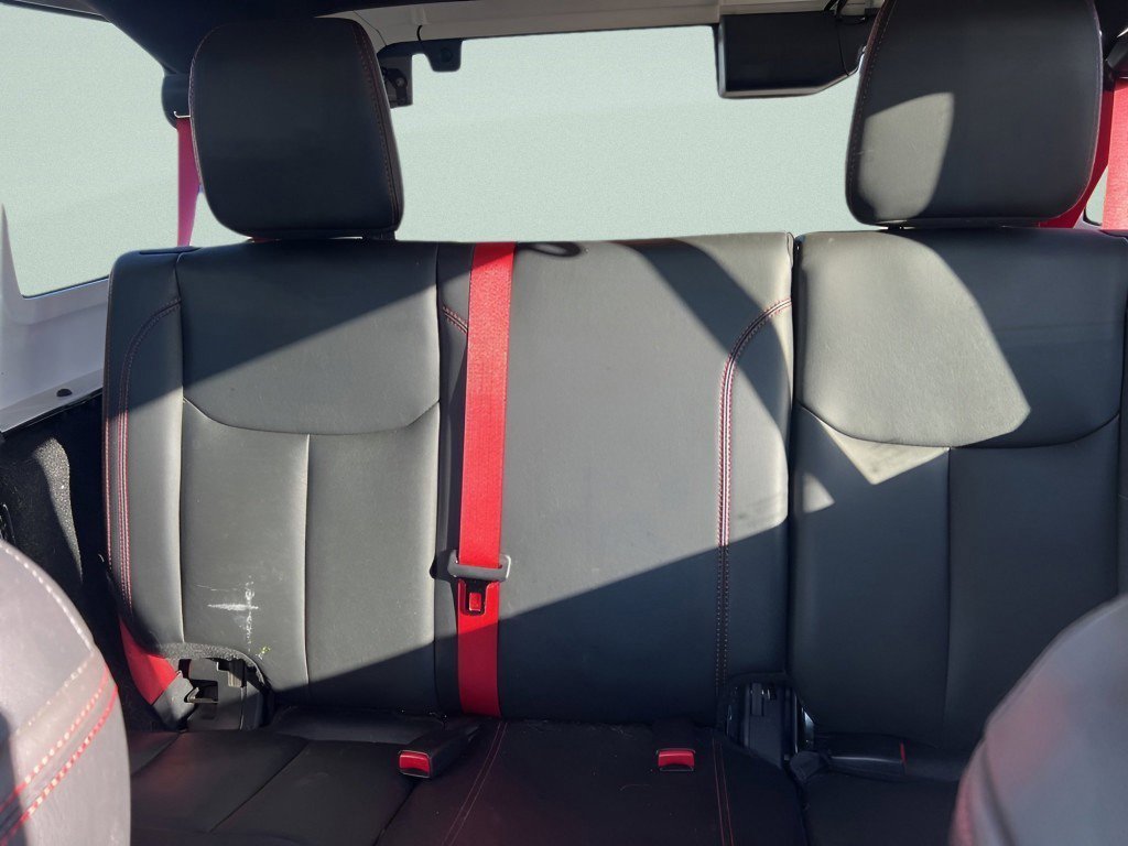 Used 2017 Jeep Wrangler Unlimited Rubicon image 22