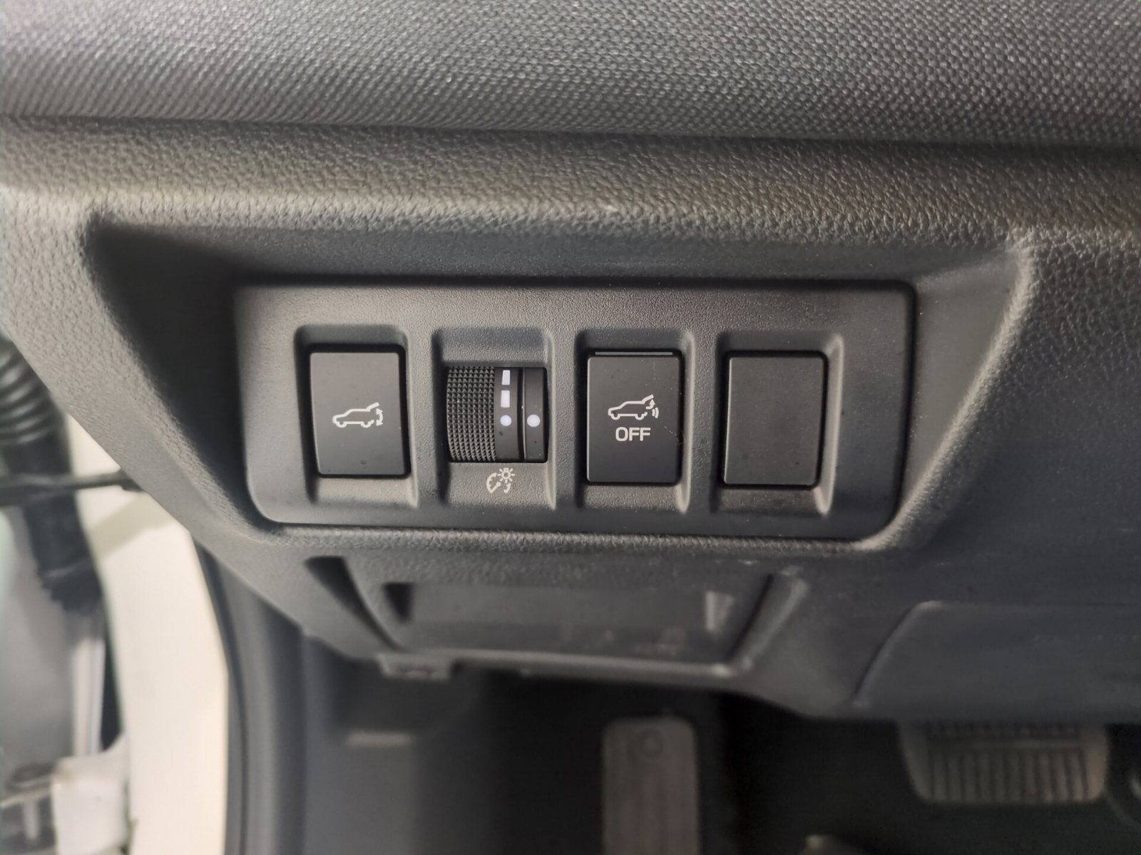 Certified 2024 Subaru Outback Premium AWD/4WD image 19