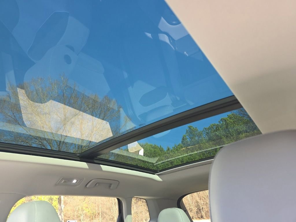 Used 2024 Volkswagen Taos SE image 22