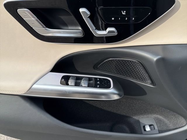 New 2026 Mercedes-Benz E 350 4MATIC Sedan image 18