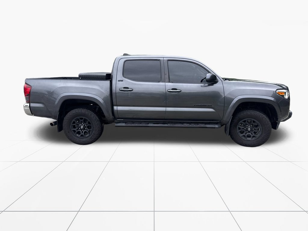 Used 2019 Toyota Tacoma SR5 RWD image 9