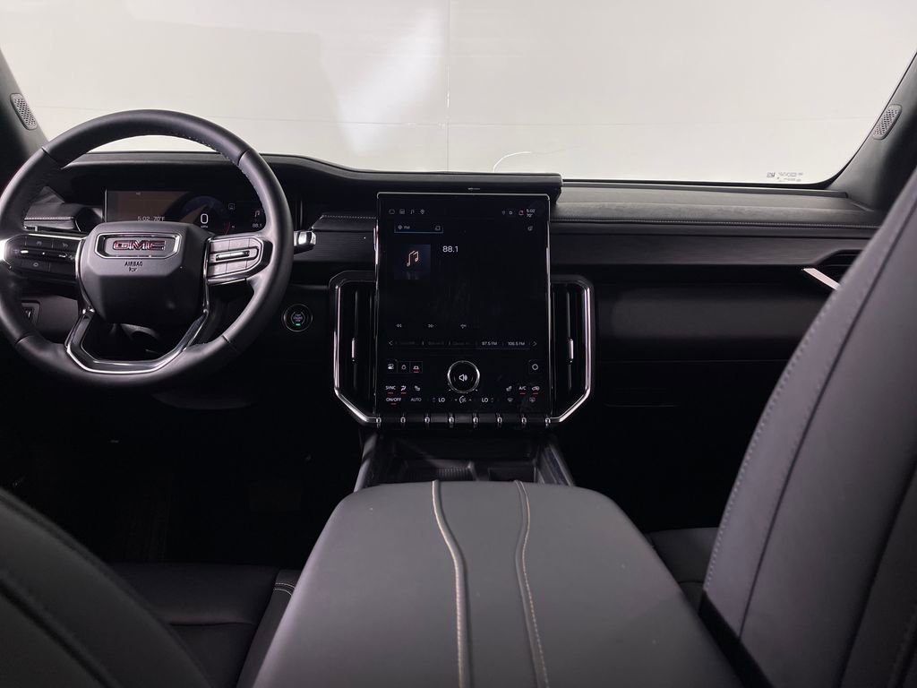 Used 2024 GMC Acadia Elevation image 14