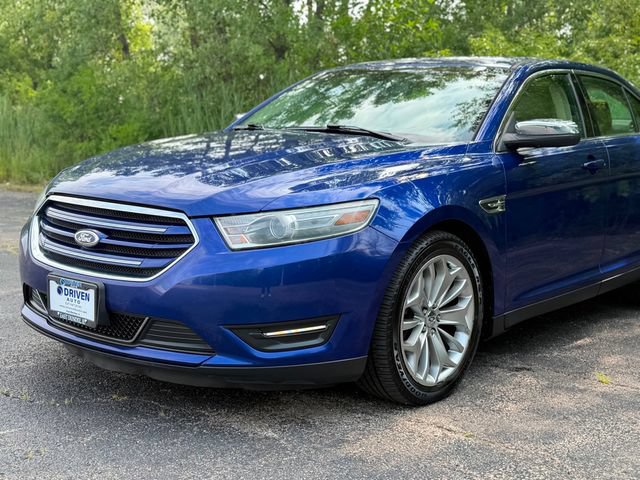 Used 2013 Ford Taurus Limited FWD image 3