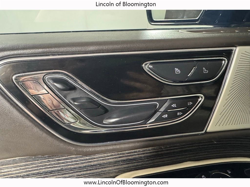 Certified 2023 Lincoln Navigator Black Label AWD/4WD image 38