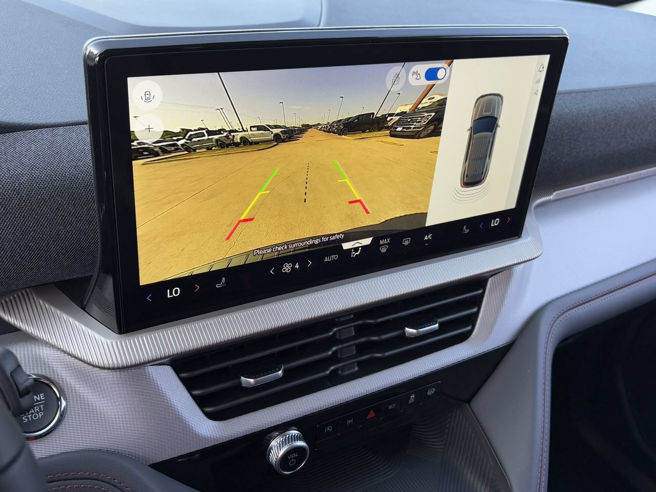 New 2026 Ford Explorer Active RWD image 18