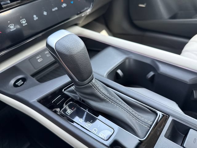 New 2026 Nissan Sentra SL w/ Floor Mat Package FWD image 24