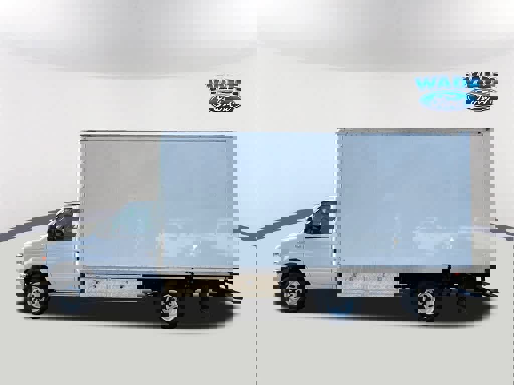 Used 2023 Ford E-450 and Econoline 450 Super Duty w/ Power Windows & Locks Group image 8