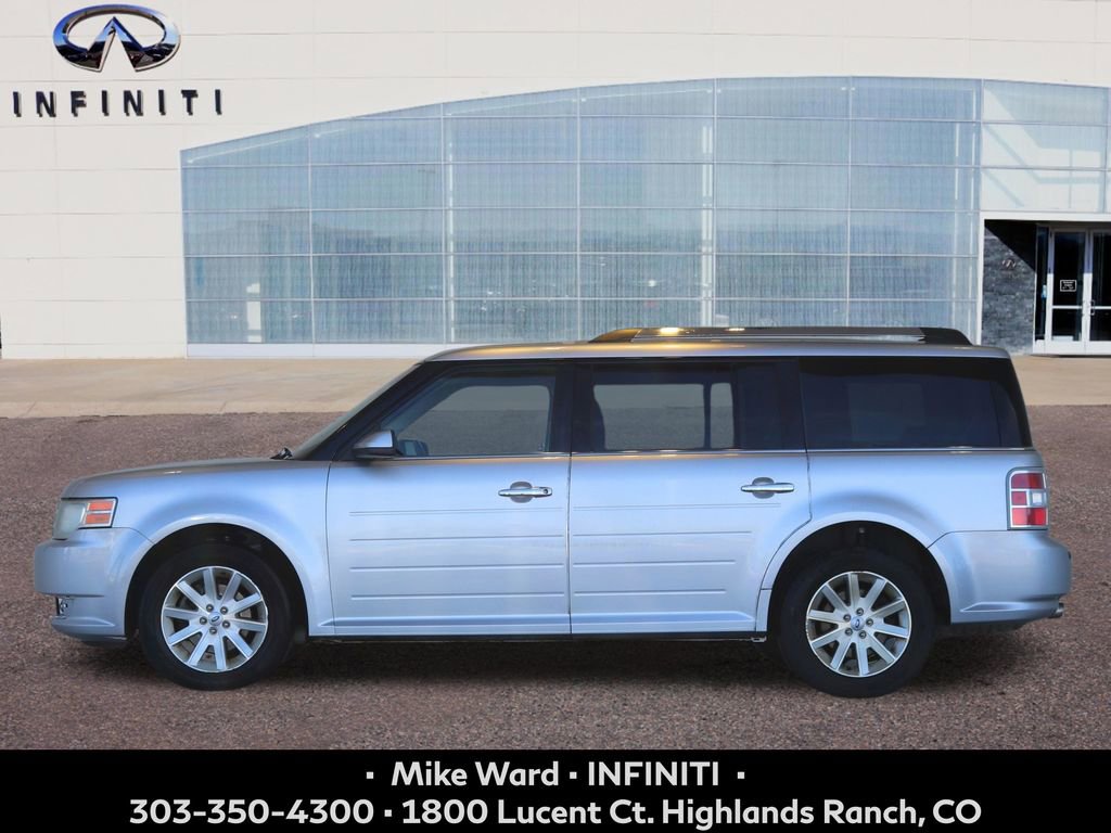 Used 2011 Ford Flex SEL image 2