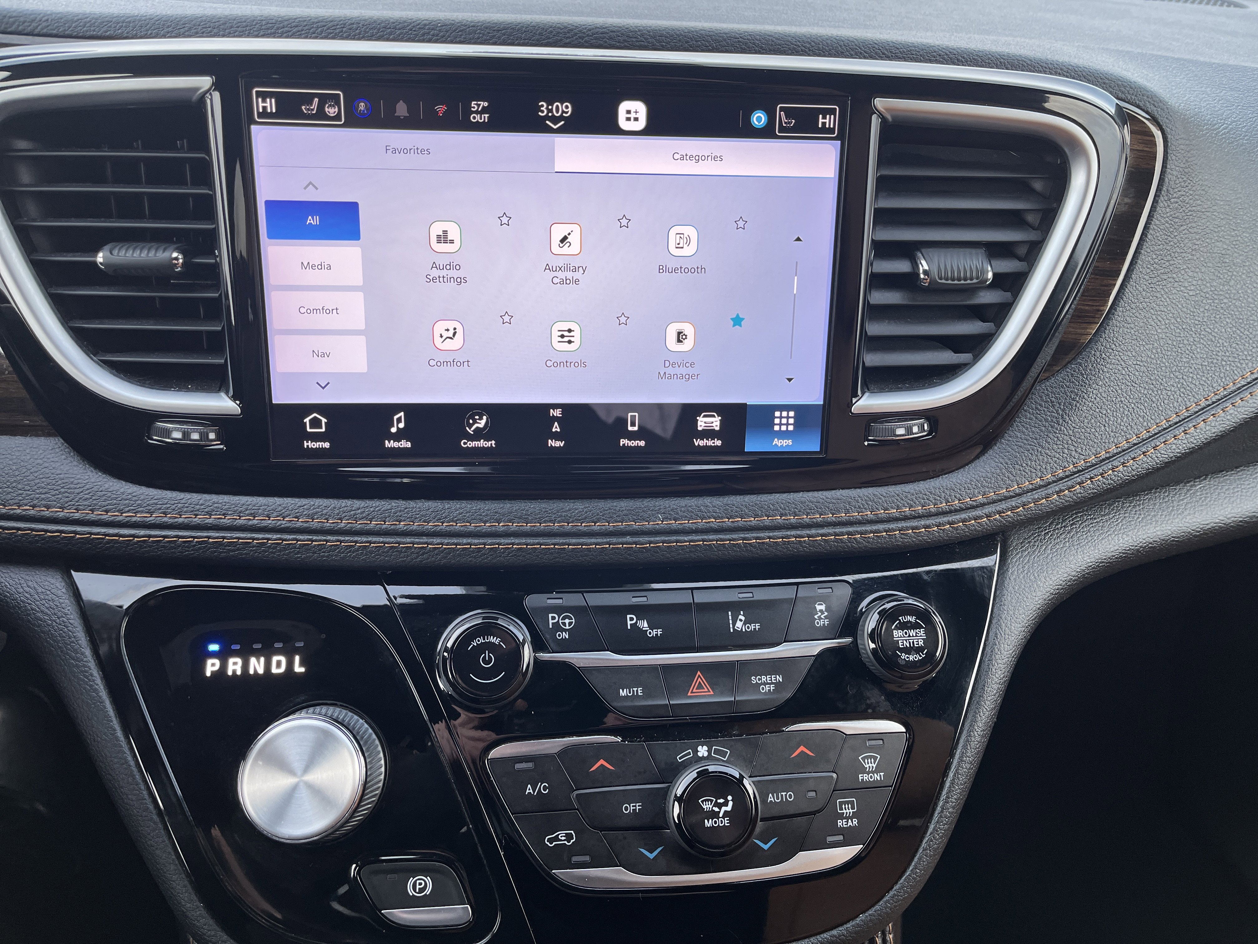 Used 2021 Chrysler Pacifica Pinnacle image 35