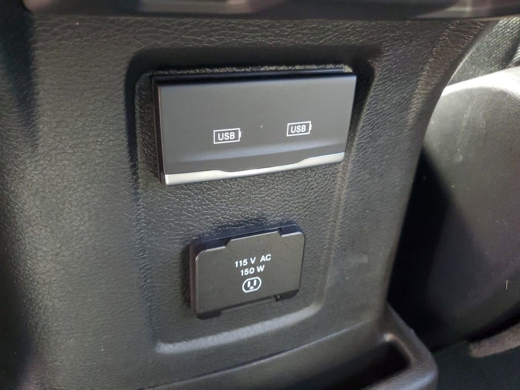 Used 2025 Jeep Wrangler Unlimited Sahara w/ Safety Group image 26