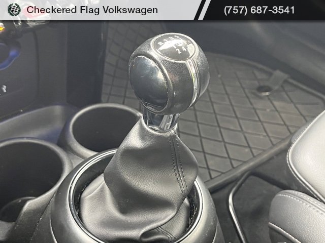 Used 2019 MINI Cooper S w/ Signature Upholstery Package image 39