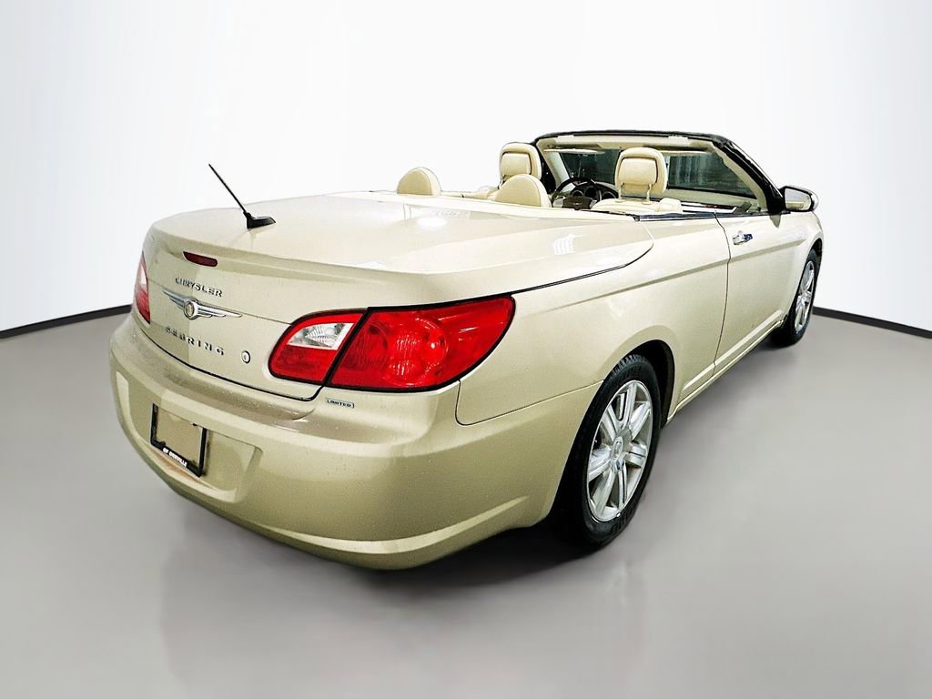 Used 2010 Chrysler Sebring Limited image 36