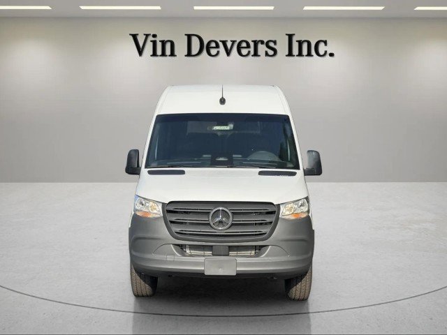 New 2025 Mercedes-Benz Sprinter 2500 image 9
