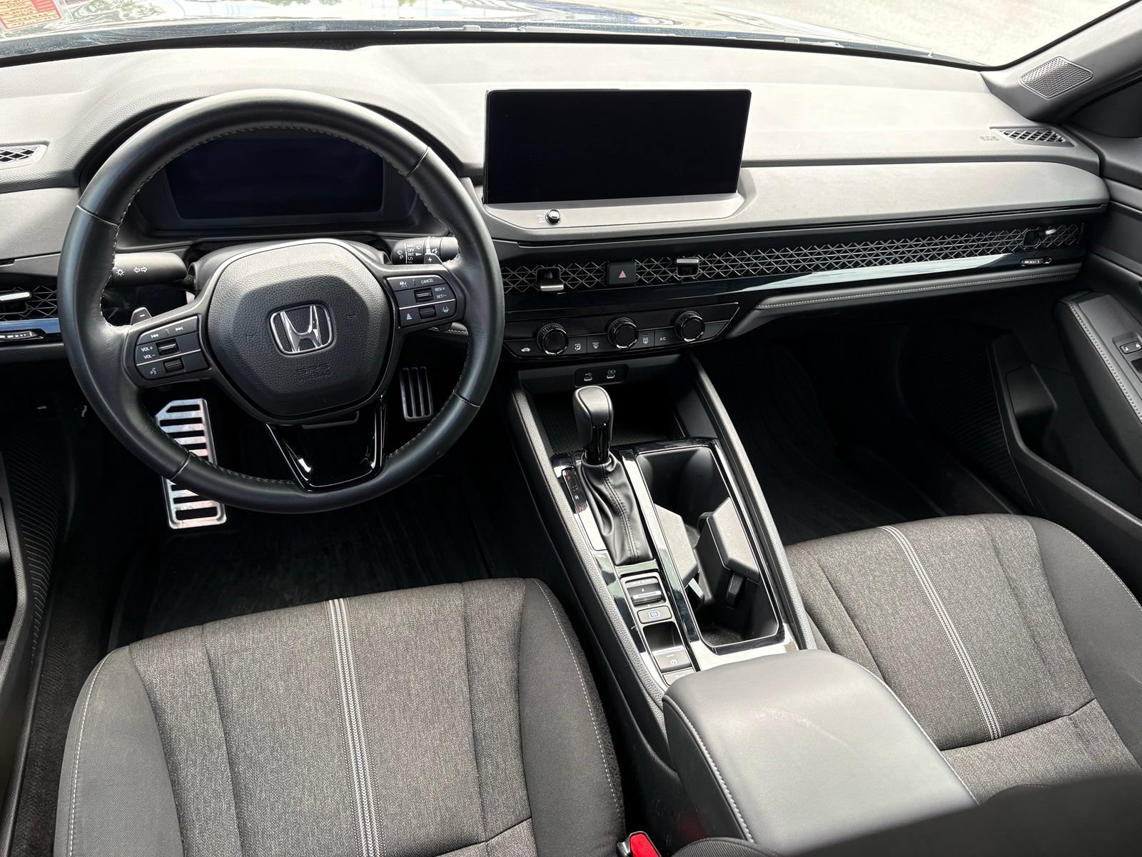 Used 2024 Honda Accord Sport image 13