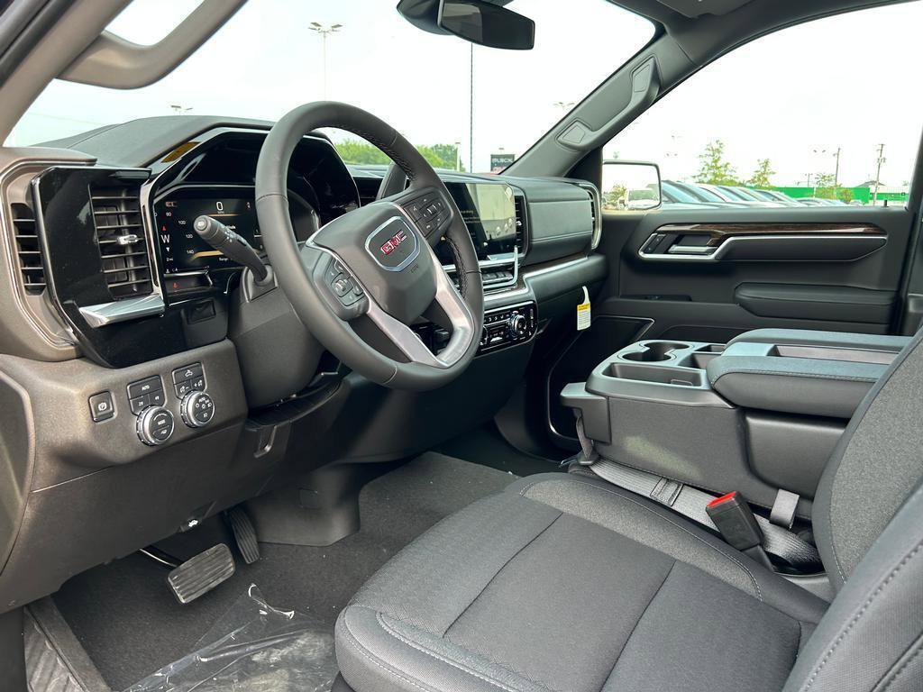 New 2026 GMC Sierra 1500 Elevation image 6