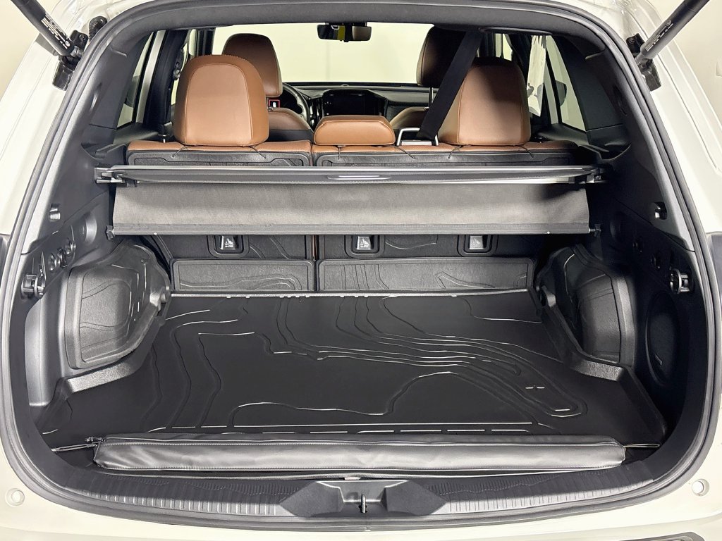 Certified 2025 Subaru Forester Touring AWD/4WD image 23