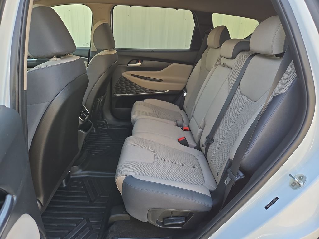 Used 2020 Hyundai Santa Fe SEL w/ Convenience Package image 15