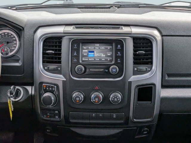 Used 2022 RAM 1500 Warlock AWD/4WD image 16