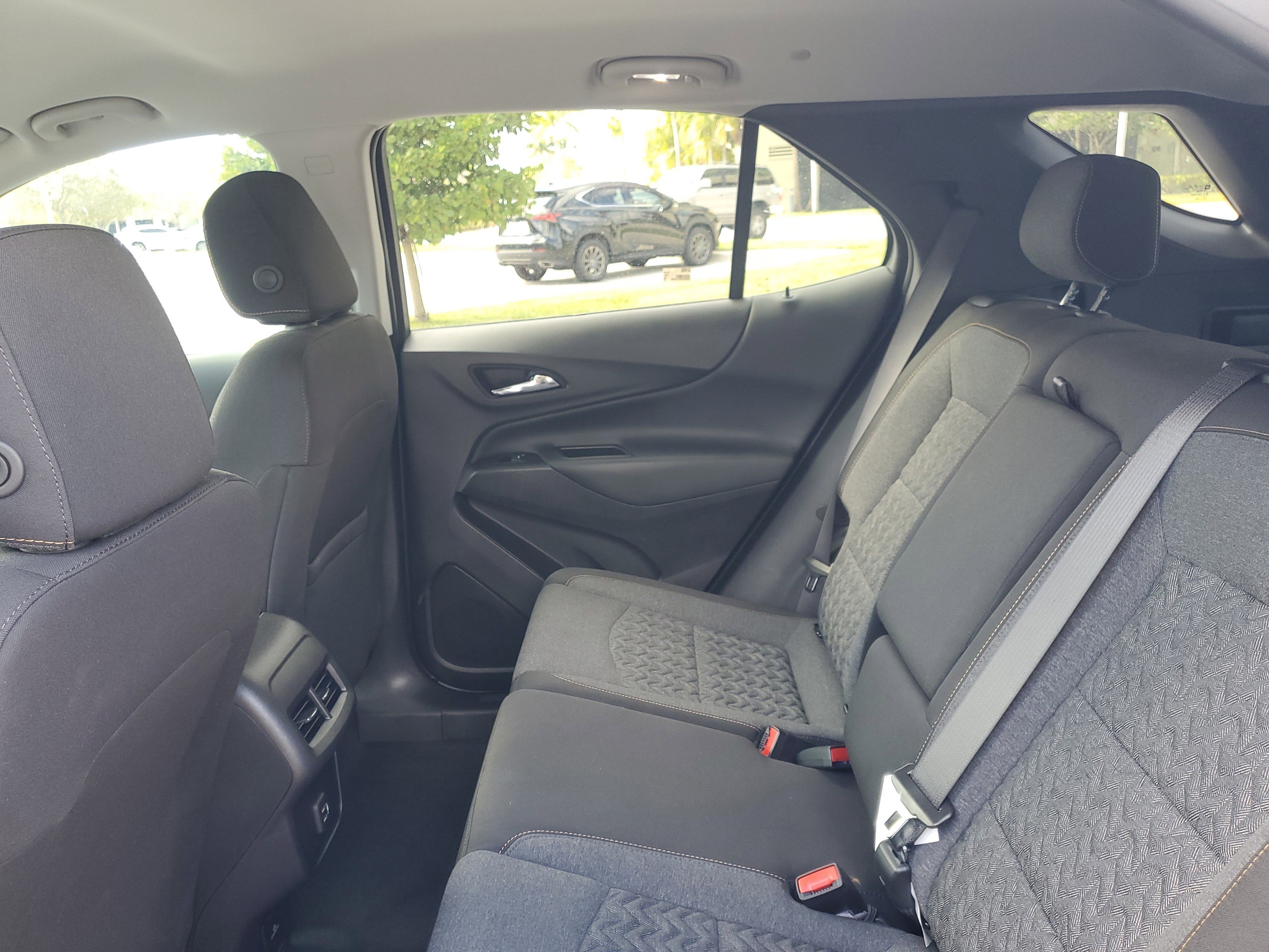 Used 2024 Chevrolet Equinox LT image 12