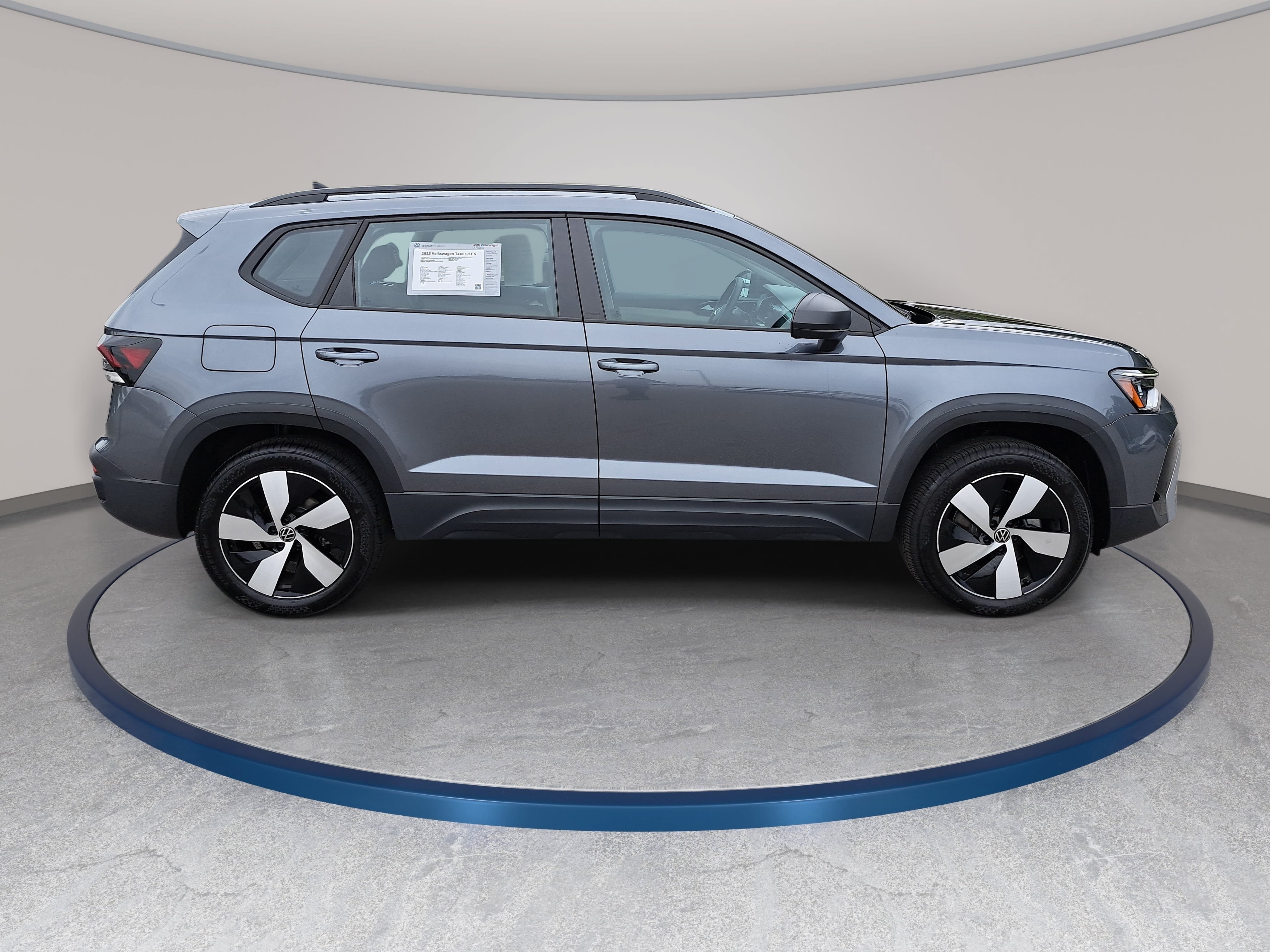 Used 2025 Volkswagen Taos S AWD/4WD image 4