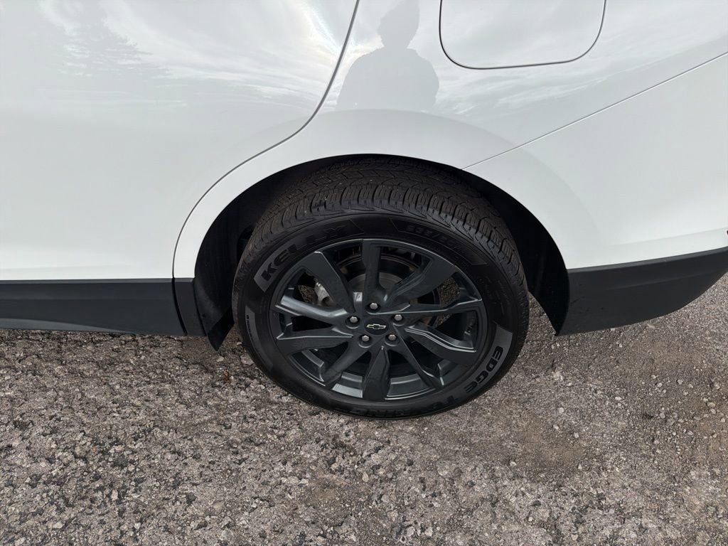 Used 2022 Chevrolet Equinox RS image 31