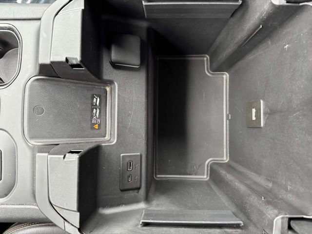 Used 2023 GMC Sierra 1500 AT4 w/ Technology Package image 19