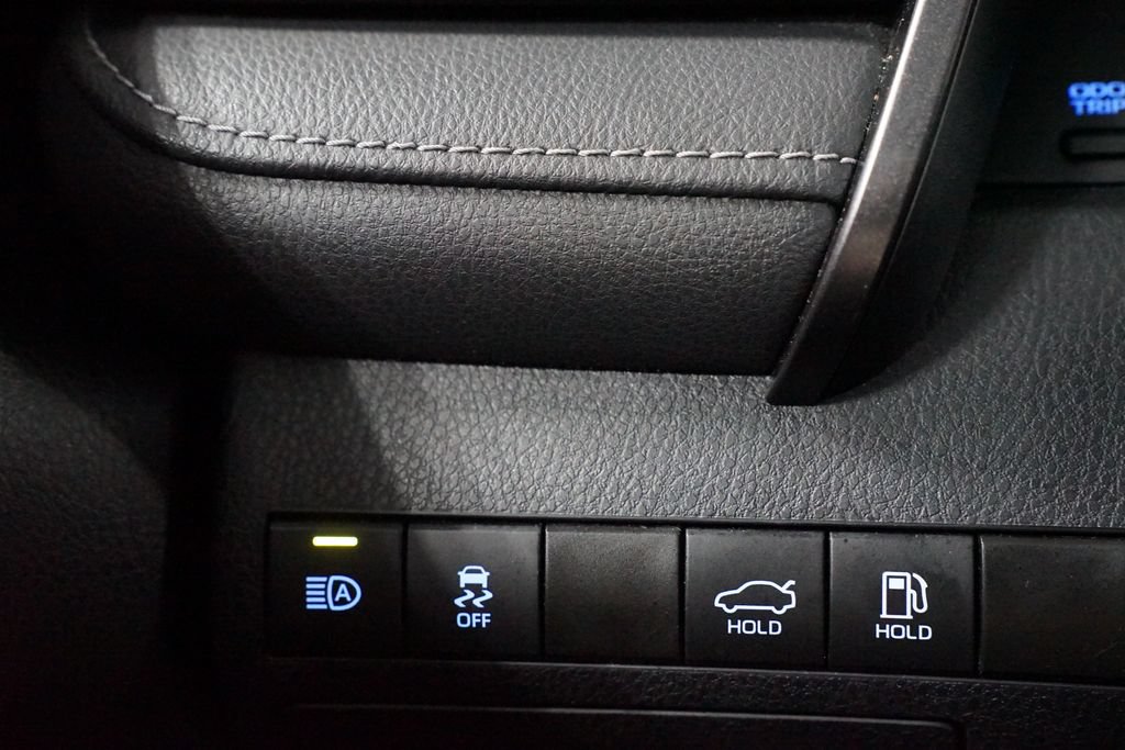 Certified 2024 Toyota Camry SE FWD image 23