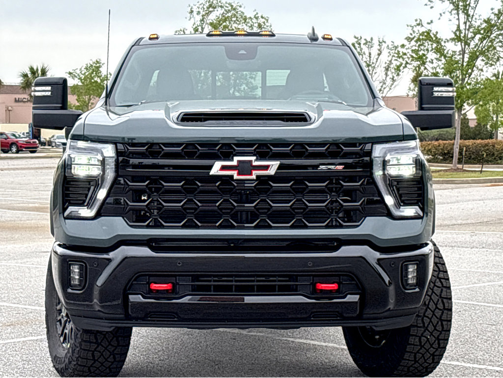 New 2026 Chevrolet Silverado 2500 ZR2 video 2