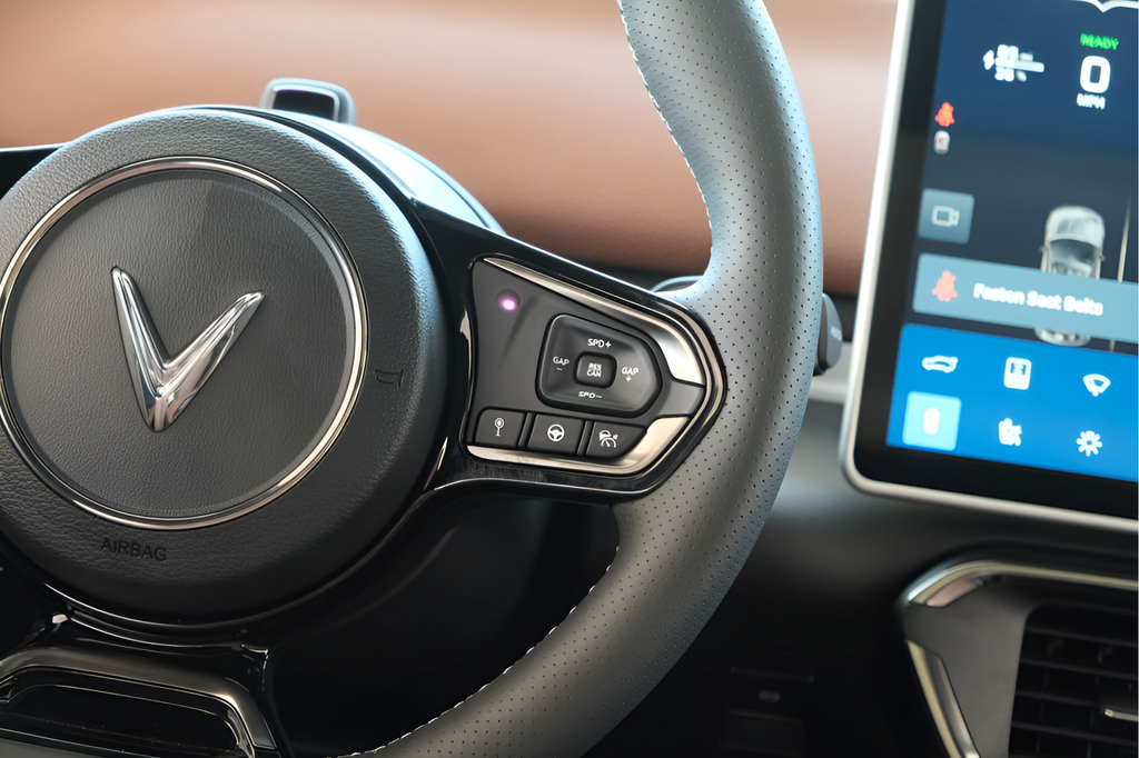 New 2025 VinFast VF 8 Plus AWD/4WD image 10