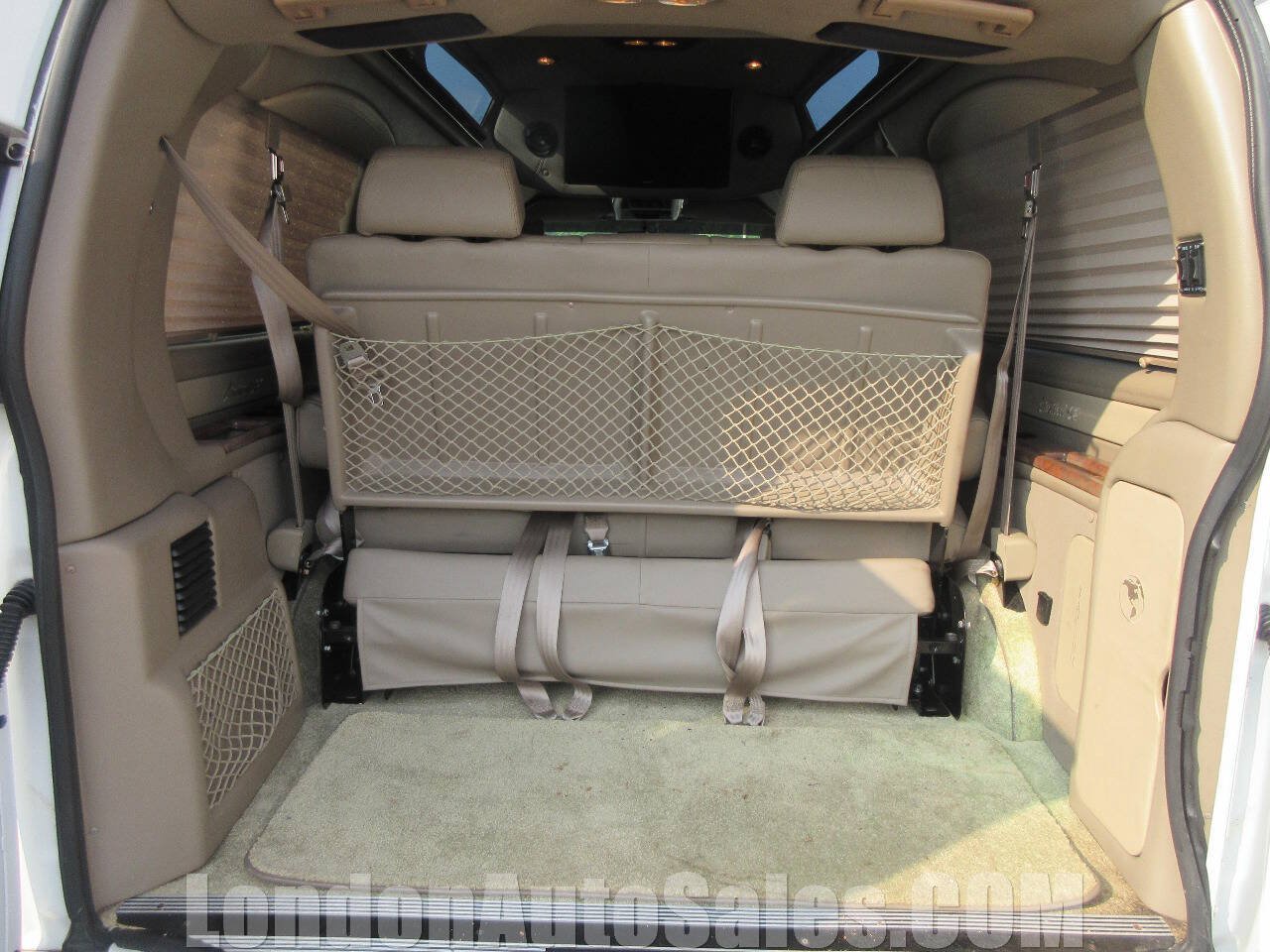 Used 2017 GMC Savana 2500 RWD image 14