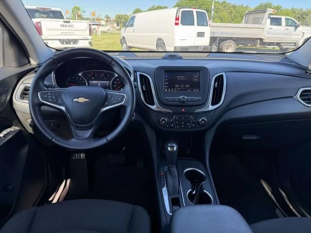 Used 2021 Chevrolet Equinox LT FWD image 15