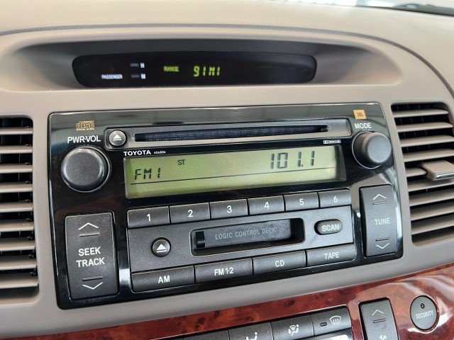 Used 2002 Toyota Camry XLE FWD image 18